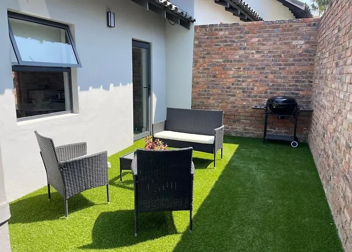 Riverclub Guest Suites In Riverclub, Sandton